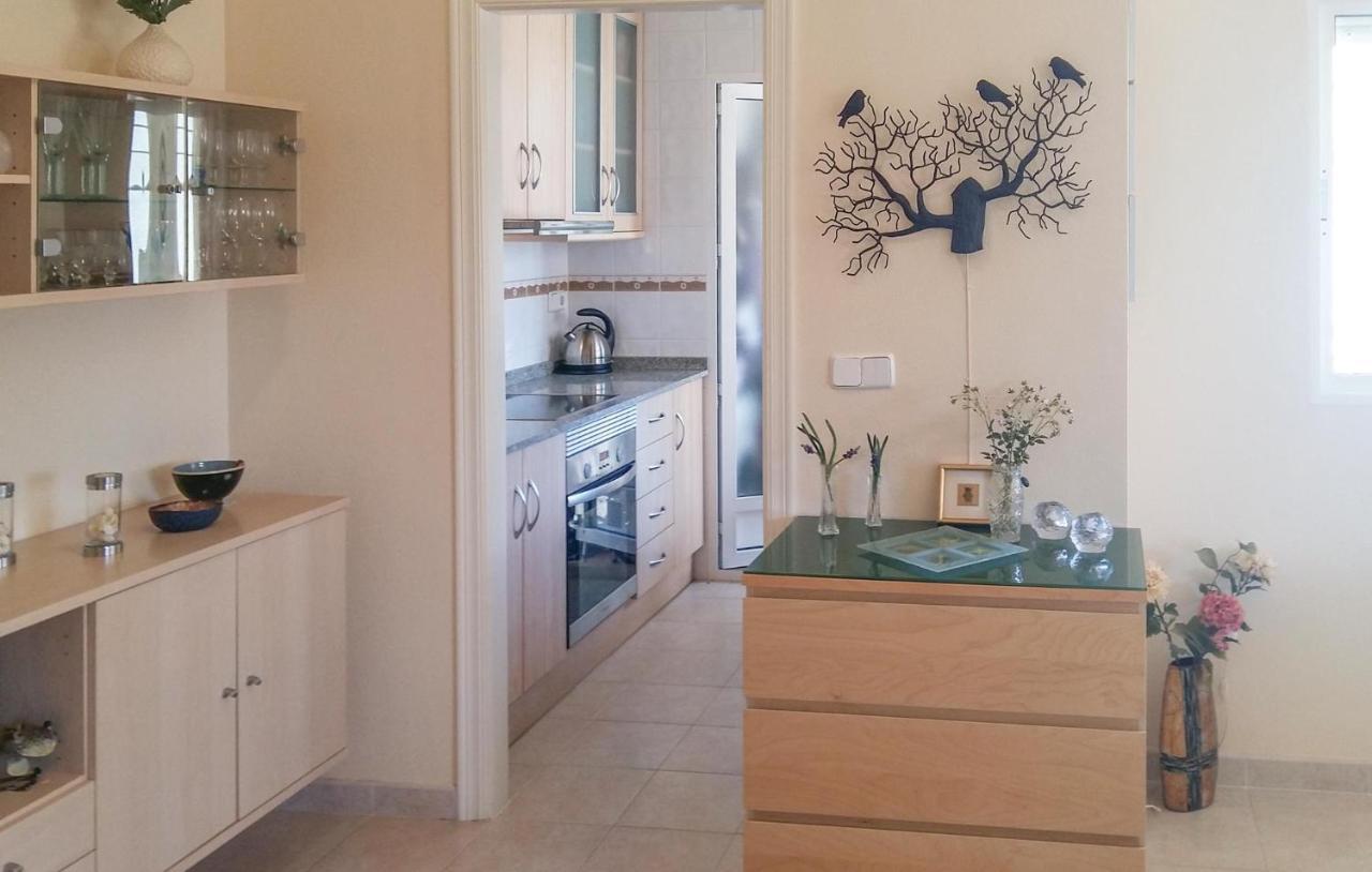 Cozy Home In Orihuela Costa With Kitchen Dehesa de Campoamor  Kültér fotó